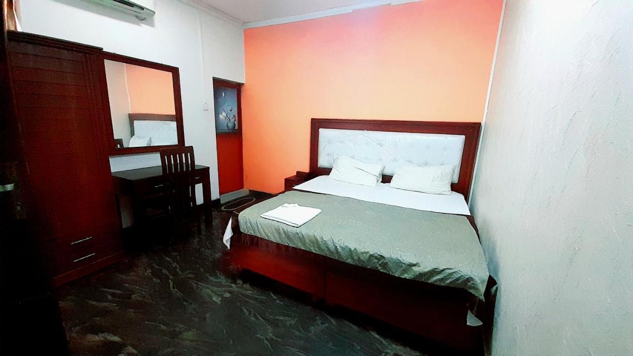 Hotel Sajana Grand Metro Kolombo